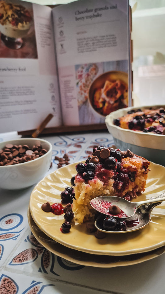 Chocolate granola and berry traybake