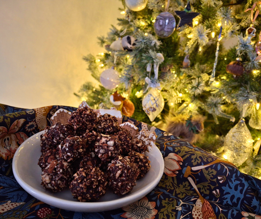 Chocolate and nuts truffles recipe